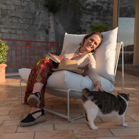 Marina Piccola 73 Bed & Breakfast