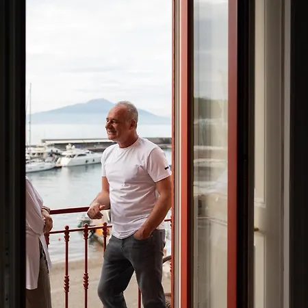 Marina Piccola 73 Oda ve Kahvaltı 4*