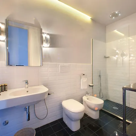Marina Piccola 73 Bed & Breakfast 4*
