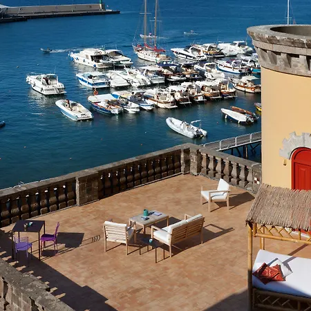 Marina Piccola 73 Oda ve Kahvaltı