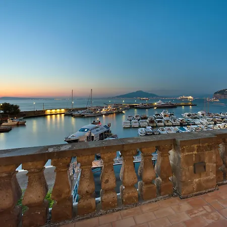 Marina Piccola 73 4* Sorrento