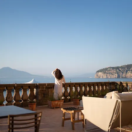 Oda ve Kahvaltı Marina Piccola 73 4*