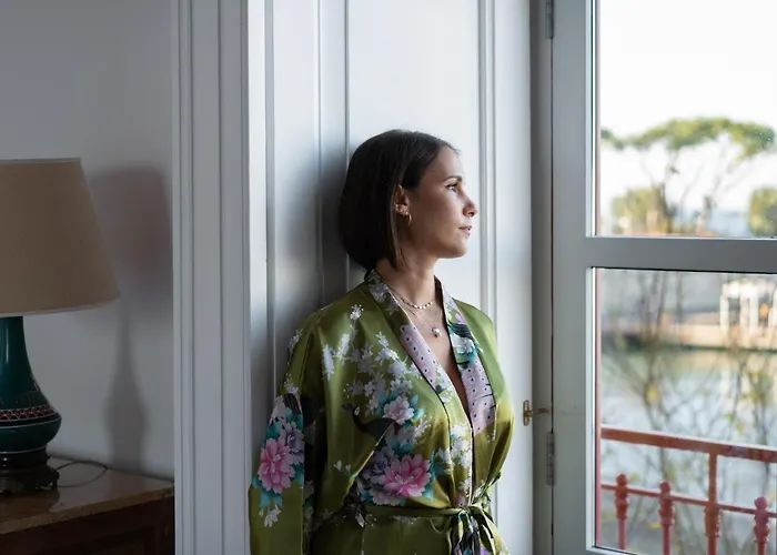 皮可拉73号码头酒店 4*