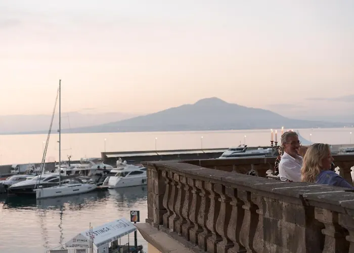 皮可拉73号码头酒店