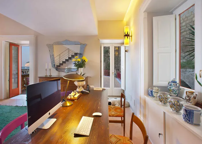 皮可拉73号码头酒店