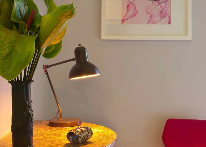 皮可拉73号码头酒店 4*