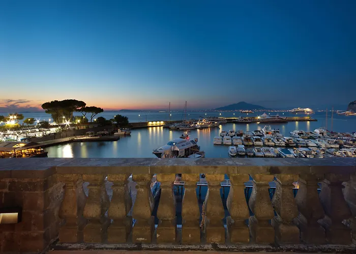 皮可拉73号码头酒店