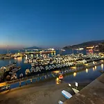 Marina Piccola 73 Sorrento
