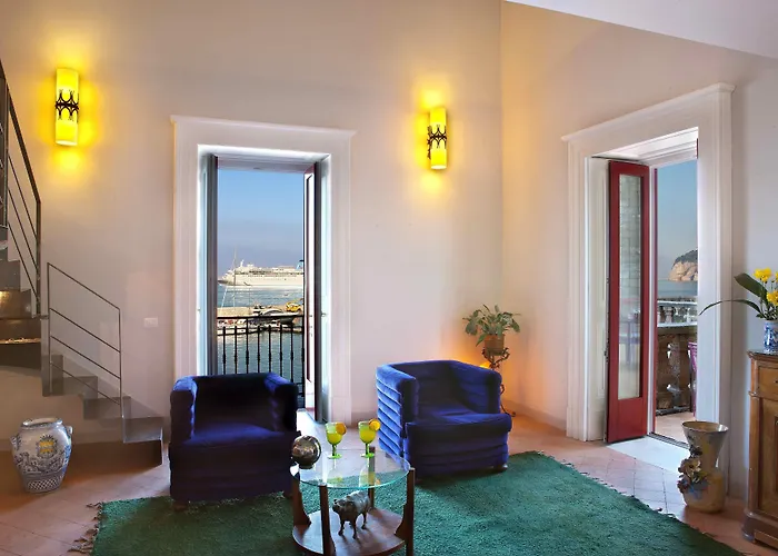 Marina Piccola 73 Bed & Breakfast 4*